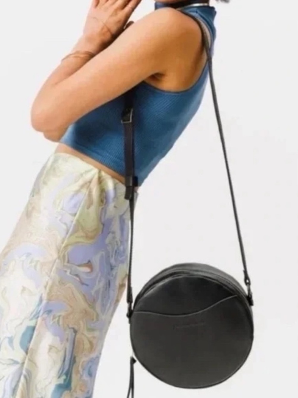 Portland Leather Black Circle Crossbody Bag Large